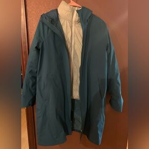 Under Armor 2 in 1 coat with a water resistant shell & built in down jacket